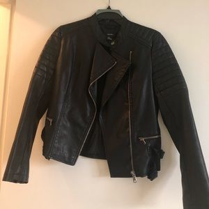 Black leather jacket trendy